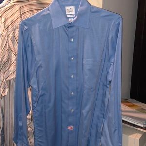 Men’s button-down